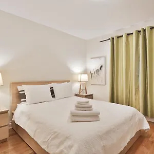 Apartment Stunning Full Apartments - On The Famous St Denis Street - Near Metro, Montreal