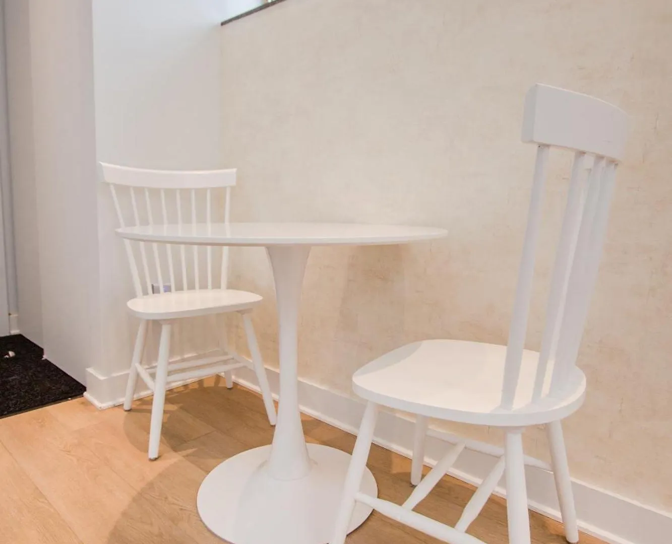 Studio #18 - Self Check-In - Plateau - St-Denis Montreal Canada